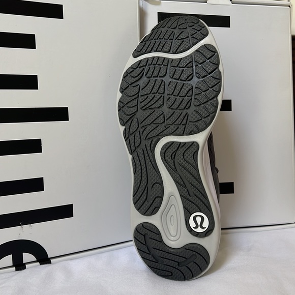 Lululemon BlissFeel Run - Picture 2 of 7